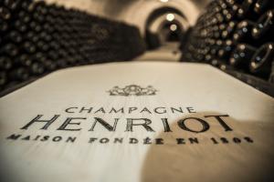 Champagne Henriot