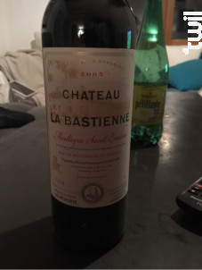 Château La Bastienne - VIGNOBLES PIERRE-EMMANUEL JANOUEIX - 2002 - Rouge