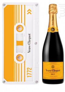 Brut Carte Jaune Coffret Cassette - Veuve Clicquot - No vintage - Effervescent